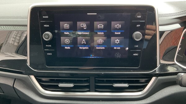 Used Volkswagen T-Roc 2024 for sale - 75751351: Photo 24