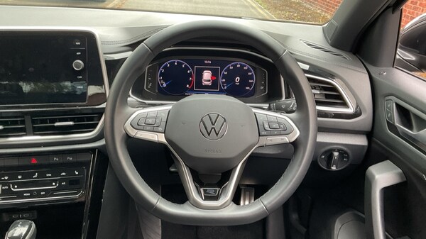 Used Volkswagen T-Roc 2024 for sale - 75751351: Photo 27