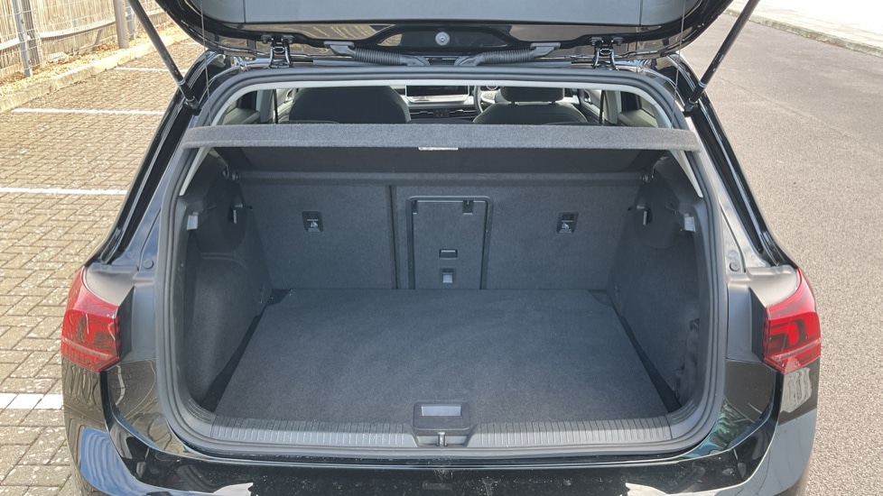 Used Volkswagen Golf 2024 for sale - 76400619: Photo 16