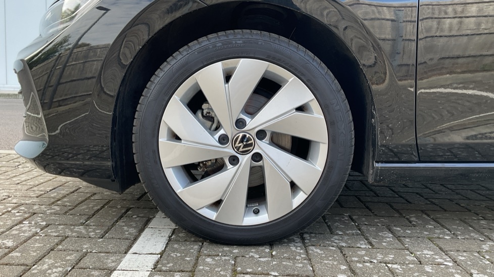 Used Volkswagen Golf 2024 for sale - 76400619: Photo 18