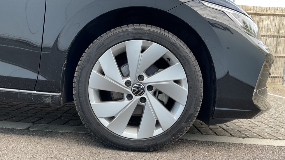 Used Volkswagen Golf 2024 for sale - 76400619: Photo 20