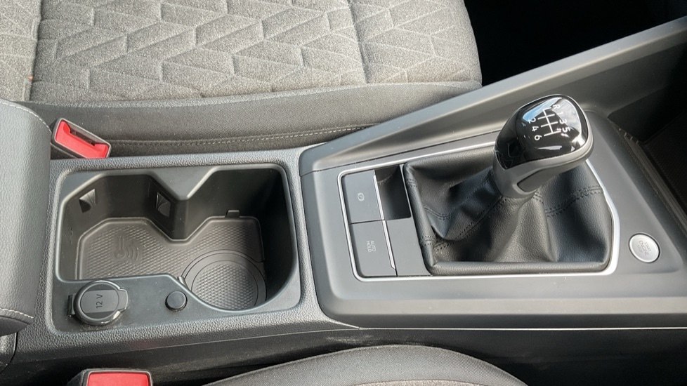 Used Volkswagen Golf 2024 for sale - 76400619: Photo 35