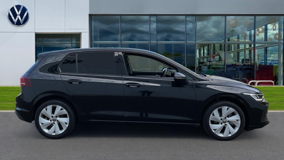 Used Volkswagen Golf 2024 for sale - 76400619: Photo 4