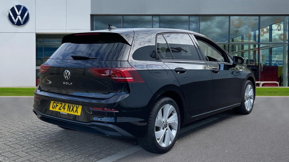 Used Volkswagen Golf 2024 for sale - 76400619: Photo 8