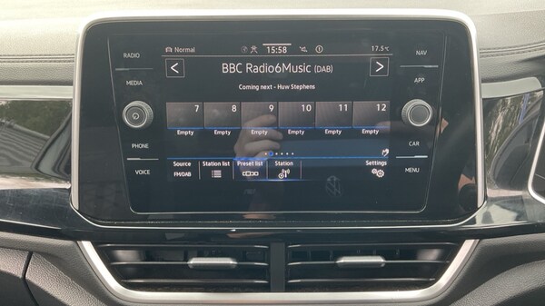 Used Volkswagen T-Roc 2025 for sale - 75440168: Photo 25