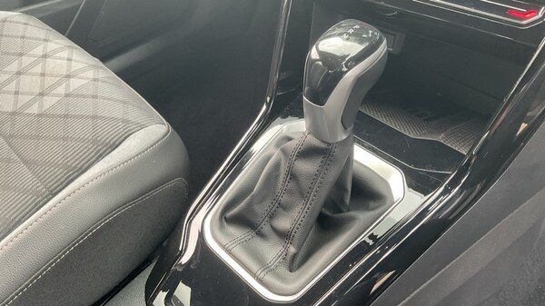 Used Volkswagen T-Roc 2025 for sale - 75440168: Photo 36