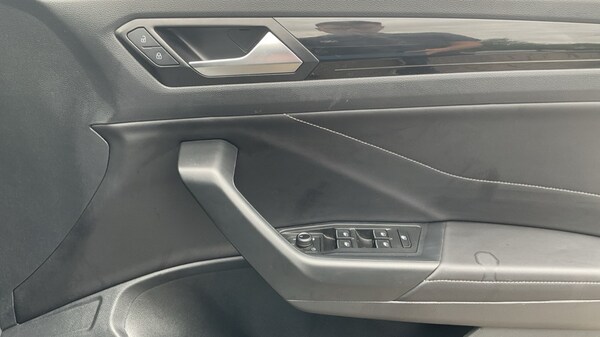 Used Volkswagen T-Roc 2025 for sale - 75440168: Photo 37