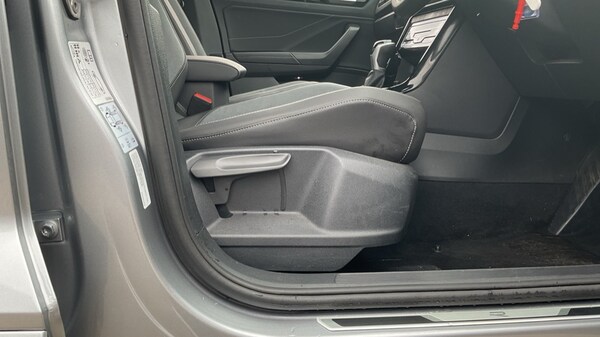 Used Volkswagen T-Roc 2025 for sale - 75440168: Photo 39