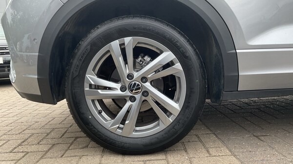 Used Volkswagen T-Roc 2025 for sale - 75440168: Photo 5