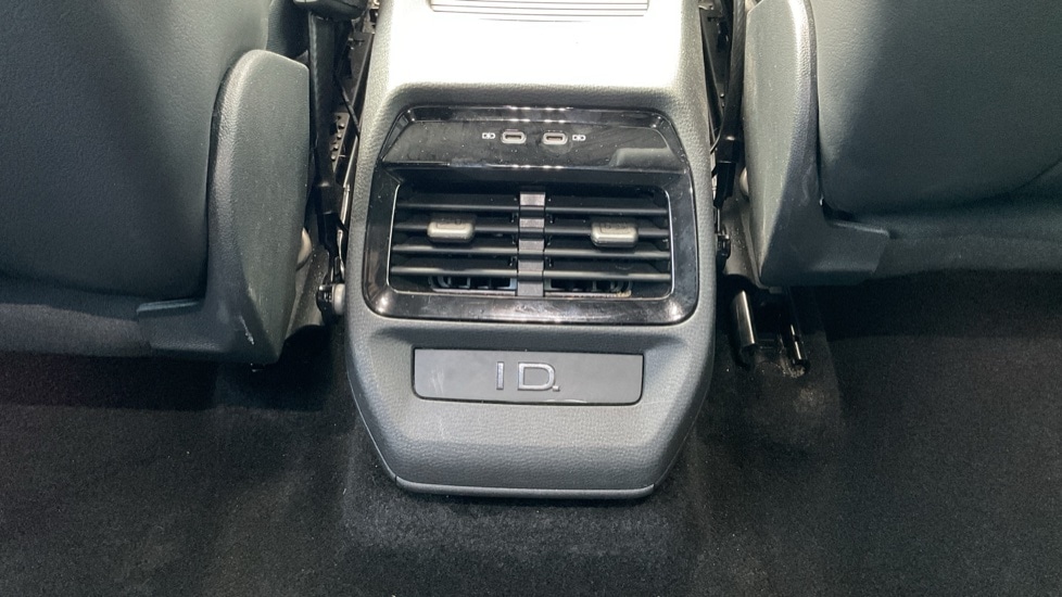 Used Volkswagen ID.4 2025 for sale - 75874053: Photo 34