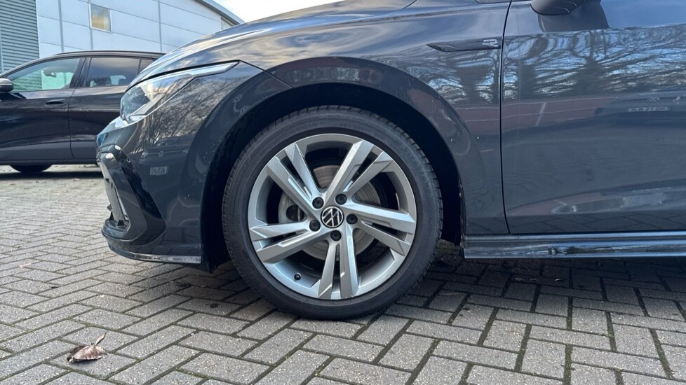 Used Volkswagen Golf 2023 for sale - 76766382: Photo 18