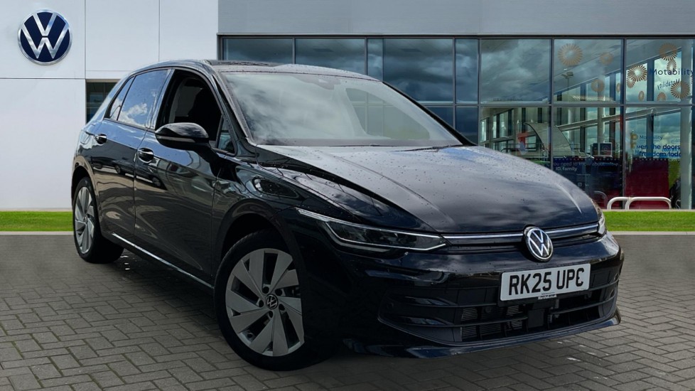 Used Volkswagen Golf 2025 for sale - 75943403: Photo 1