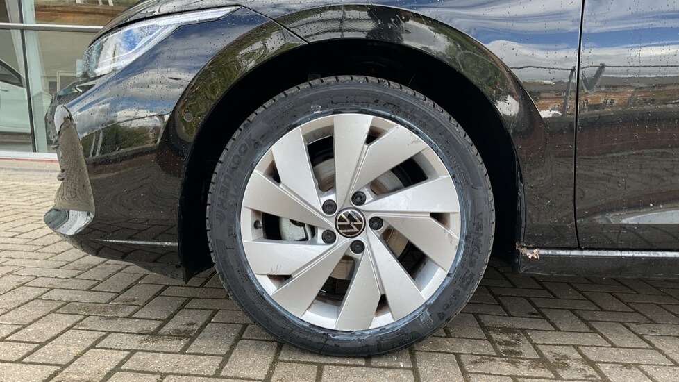 Used Volkswagen Golf 2025 for sale - 75943403: Photo 18