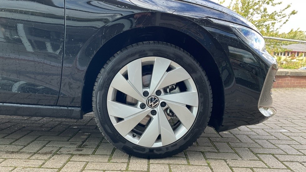 Used Volkswagen Golf 2025 for sale - 75943403: Photo 20