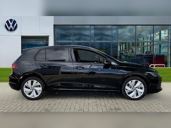 Used Volkswagen Golf 2025 for sale - 75943403: Photo 4