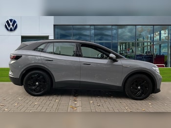 Used Volkswagen ID.4 2023 for sale - 76442102: Photo