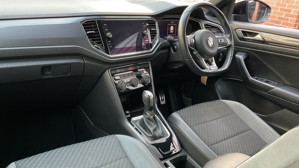 Used Volkswagen T-Roc 2021 for sale - 77082468: Photo 2