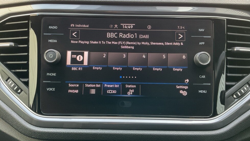 Used Volkswagen T-Roc 2021 for sale - 77082468: Photo 25