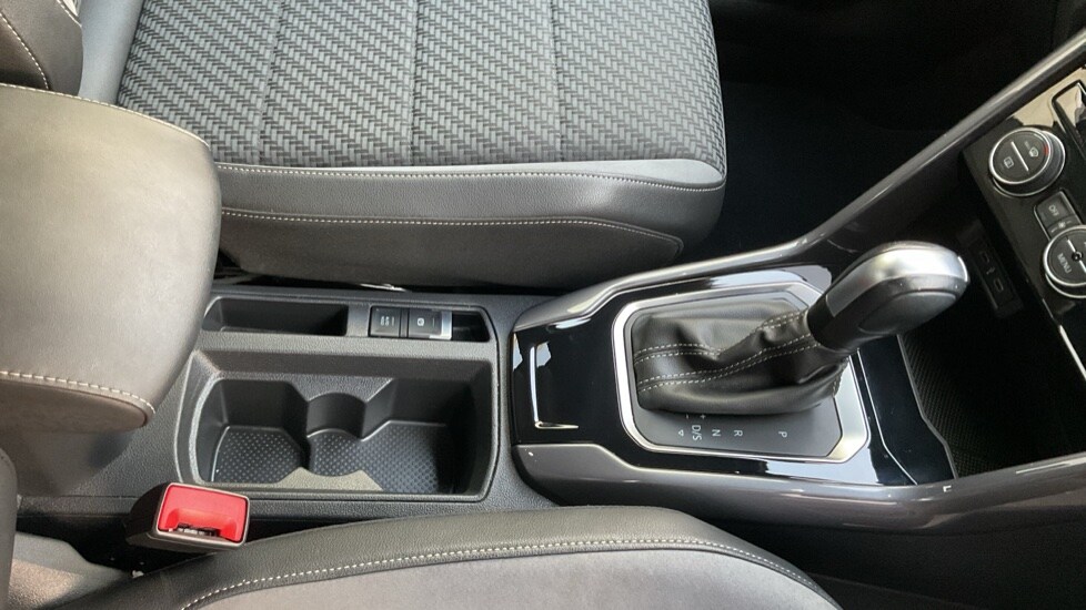 Used Volkswagen T-Roc 2021 for sale - 77082468: Photo 35