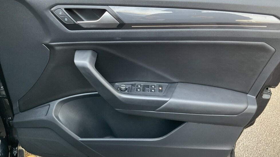 Used Volkswagen T-Roc 2021 for sale - 77082468: Photo 37