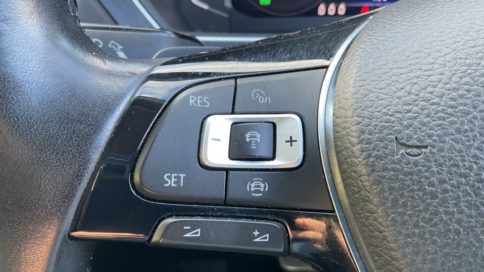 Used Volkswagen Tiguan 2020 for sale - 76927985: Photo 31