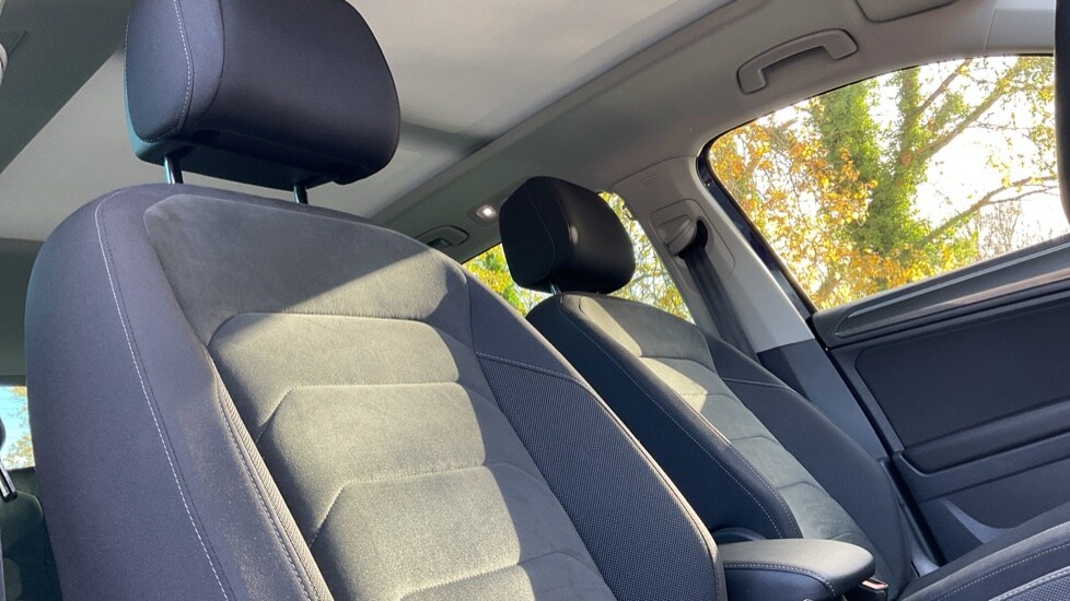 Used Volkswagen Tiguan 2020 for sale - 76927985: Photo 38