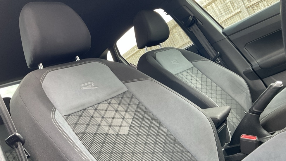 Used Volkswagen Polo 2022 for sale - 76552302: Photo 38