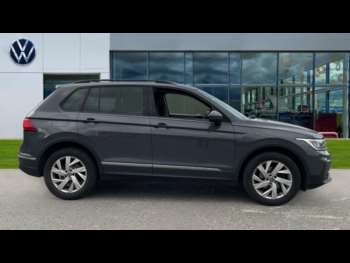 Used Volkswagen Tiguan 2022 for sale - 75440125: Photo