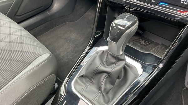 Used Volkswagen T-Roc 2025 for sale - 76092078: Photo 36