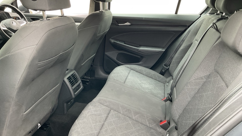 Used Volkswagen Golf 2022 for sale - 76272983: Photo 15