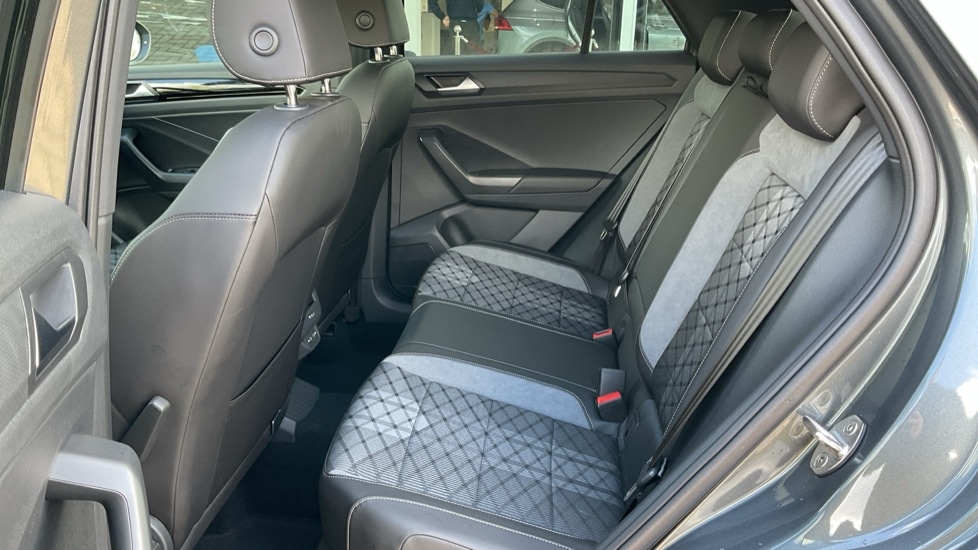 Used Volkswagen T-Roc 2025 for sale - 76514918: Photo 15