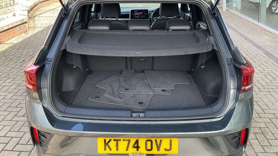 Used Volkswagen T-Roc 2025 for sale - 76514918: Photo 16