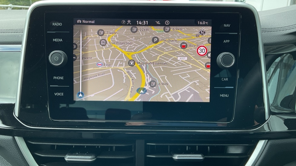 Used Volkswagen T-Roc 2025 for sale - 76514918: Photo 21