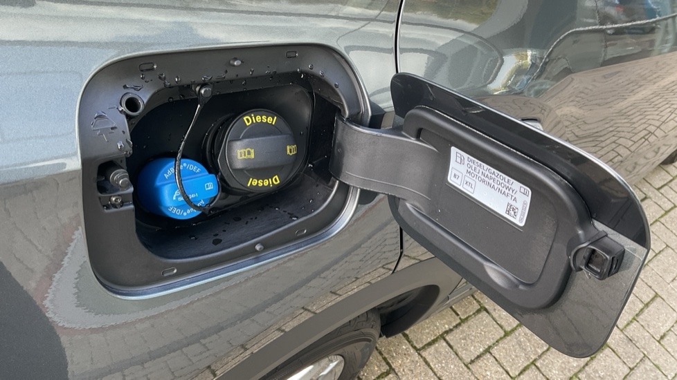 Used Volkswagen T-Roc 2025 for sale - 76514918: Photo 29