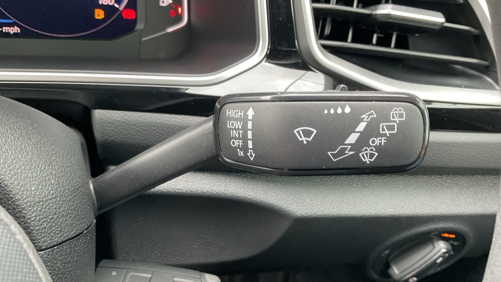 Used Volkswagen T-Roc 2025 for sale - 76514918: Photo 32