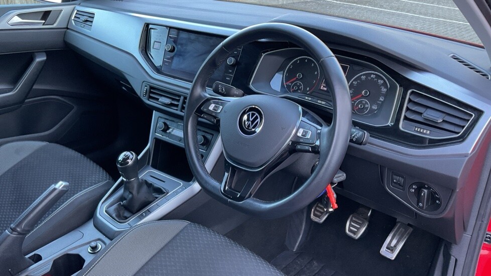 Used Volkswagen Polo 2021 for sale - 76092031: Photo 6