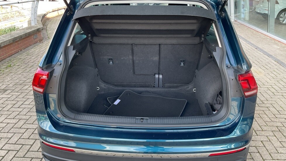Used Volkswagen Tiguan 2022 for sale - 76691419: Photo 16