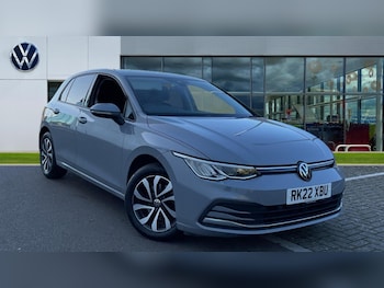 Volkswagen - Golf
