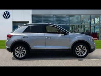 Used Volkswagen T-Roc 2024 for sale - 74663480: Photo