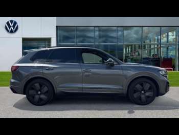 Used Volkswagen Touareg 2024 for sale - 74795025: Photo