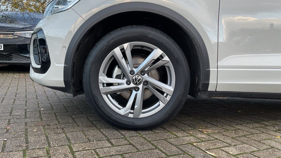 Used Volkswagen T-Roc 2025 for sale - 76851132: Photo 18