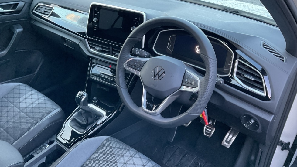 Used Volkswagen T-Roc 2025 for sale - 76851132: Photo 6