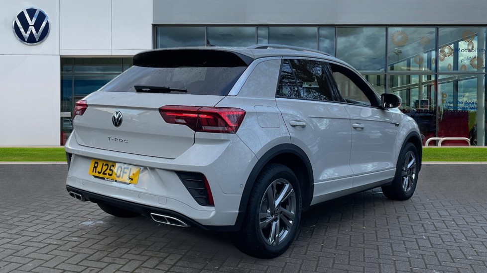 Used Volkswagen T-Roc 2025 for sale - 76851132: Photo 8