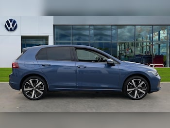 Used Volkswagen Golf 2025 for sale - 76475166: Photo