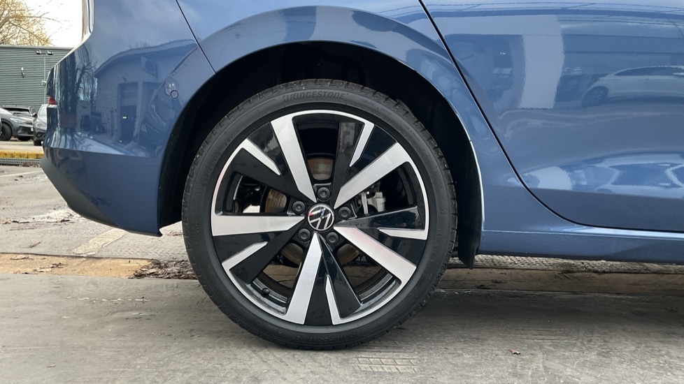 Used Volkswagen Golf 2025 for sale - 76475166: Photo 5