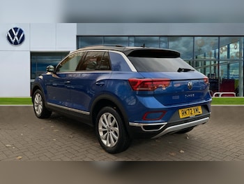 Used Volkswagen T-Roc 2022 for sale - 76452141: Photo
