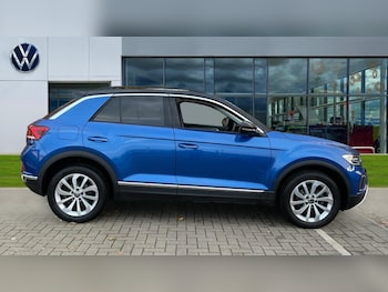Used Volkswagen T-Roc 2022 for sale - 76452141: Photo
