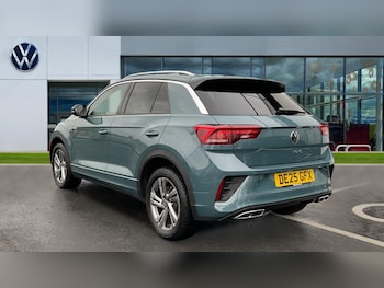 Used Volkswagen T-Roc 2025 for sale - 76874103: Photo