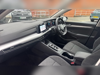 Used Volkswagen Golf 2023 for sale - 76977880: Photo