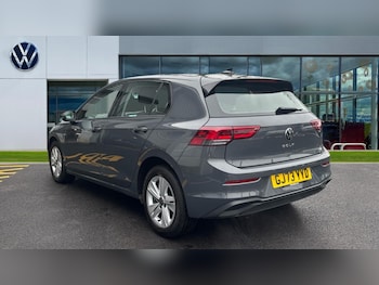 Used Volkswagen Golf 2023 for sale - 76977880: Photo